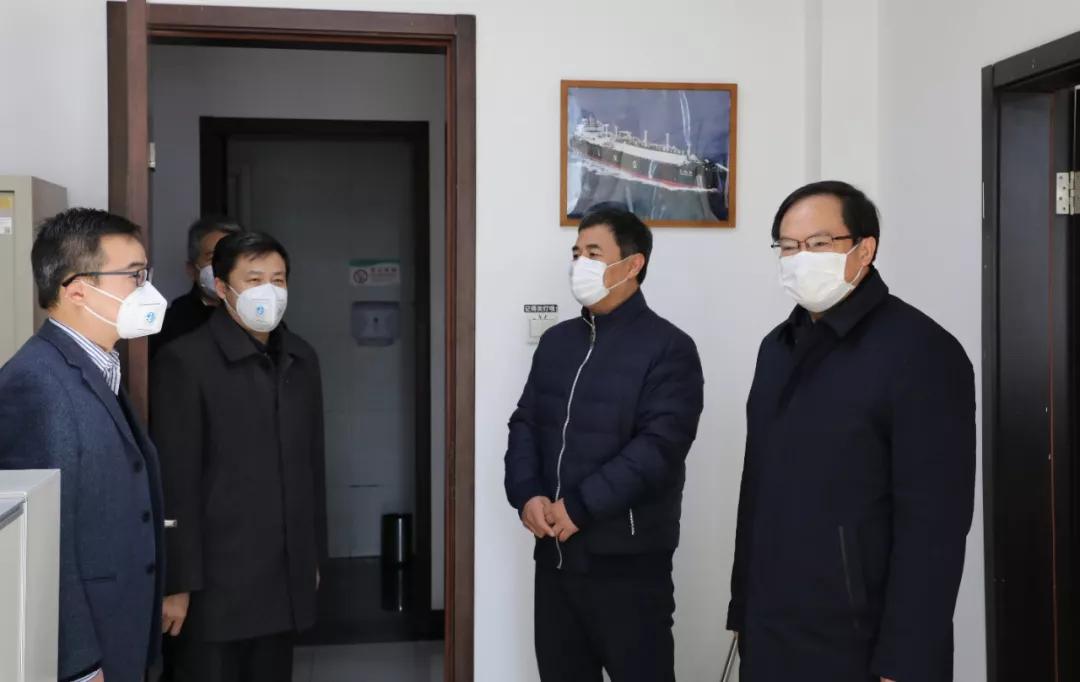 楊金成到長城電子、綜合院檢查指導(dǎo)疫情防控和復(fù)工復(fù)產(chǎn)工作